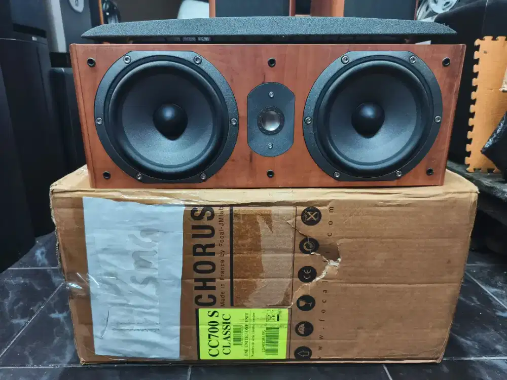 Center Speaker Focal Chorus CC 700S