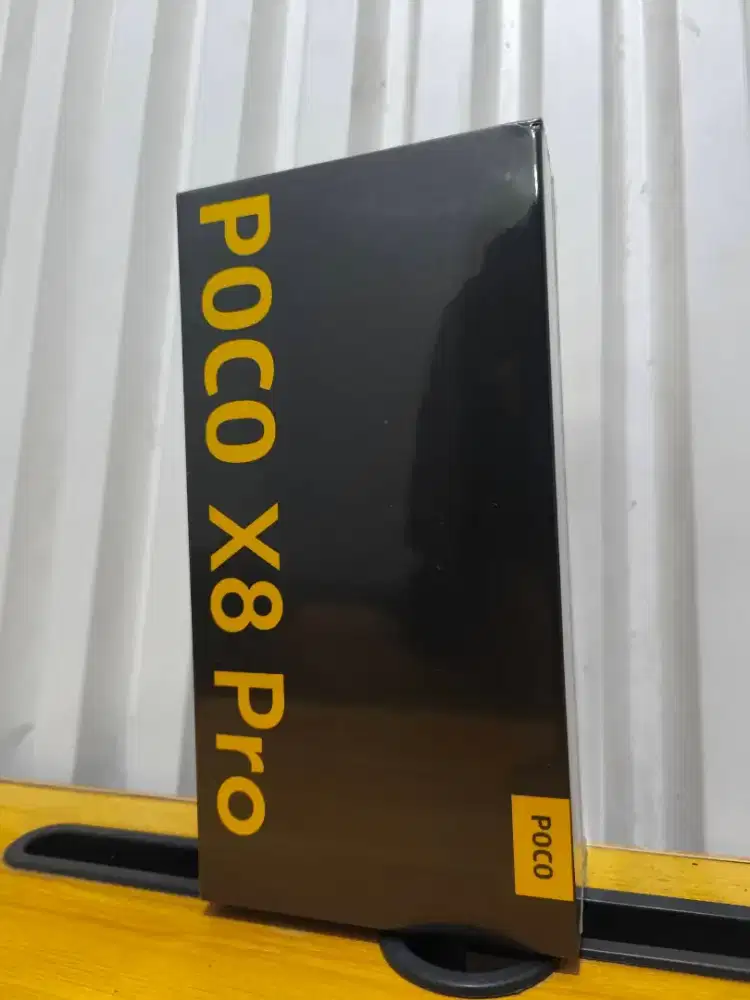POCO X8 PRO 12/512 GB SEGEL BLACK