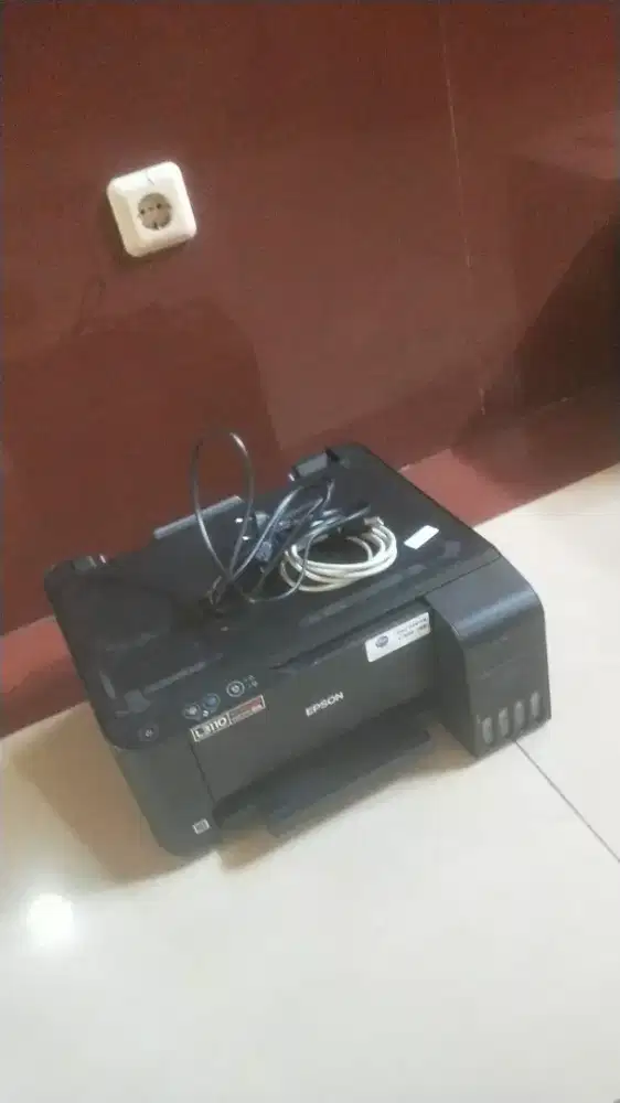 MENERIMA ALAT ALAT ex KANTOR