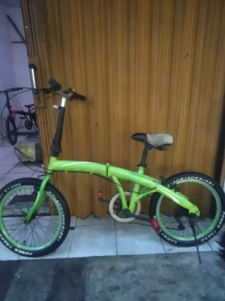 Sepeda lipat ukuran 20