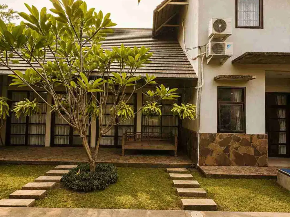 Rumah cantik asri lokasi premium Jaka Permai Bekasi