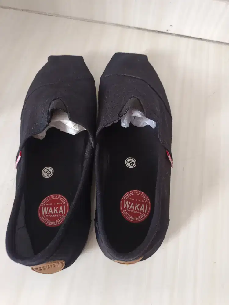 Wakai original hitam