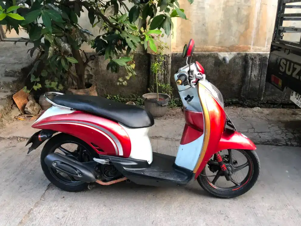 Scoopy karbu 2010