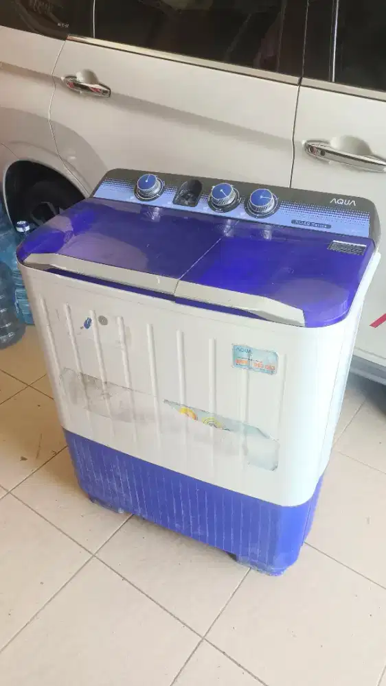 Mesin cuci AQUA 8 Kg
