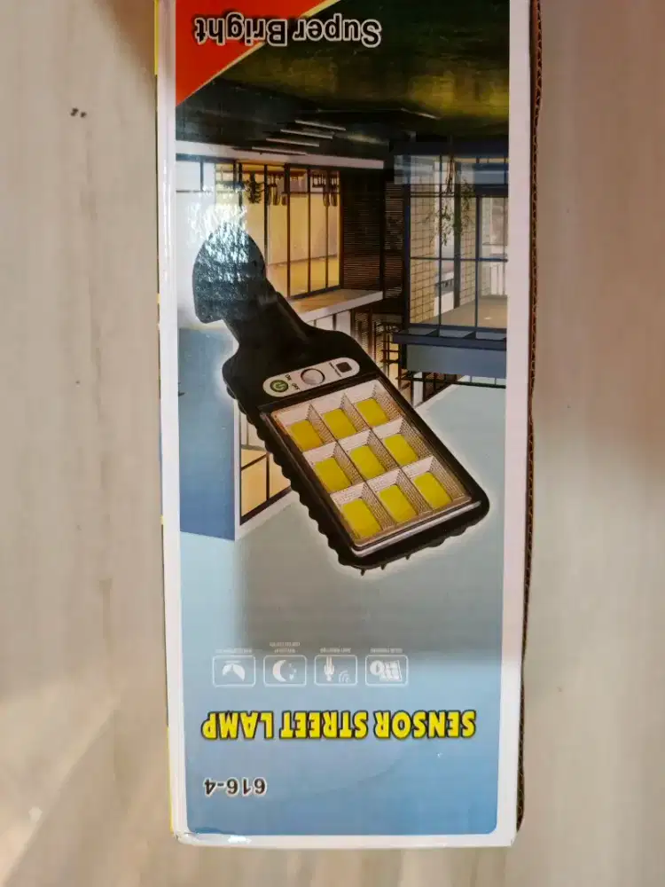 Sensor street lamp