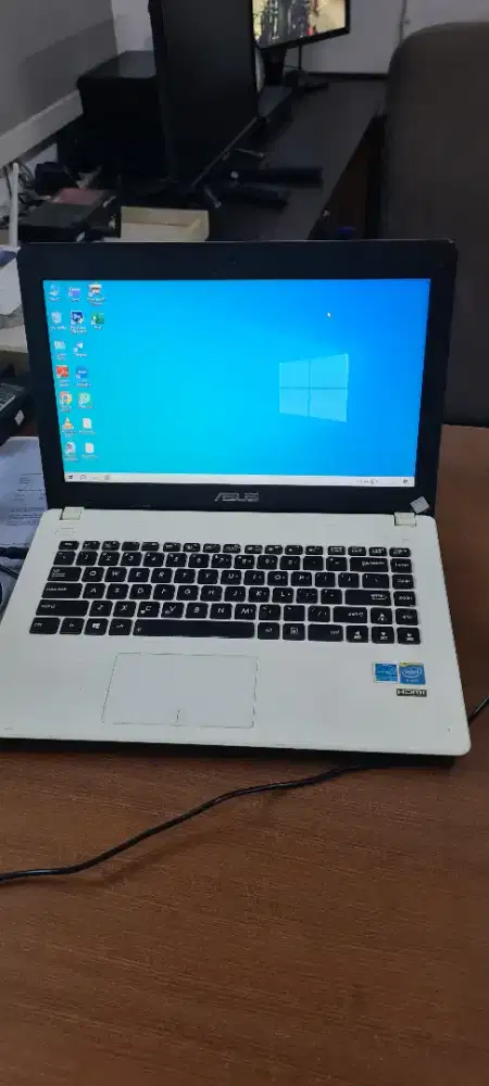 Edisi jarang dipake Laptop asus