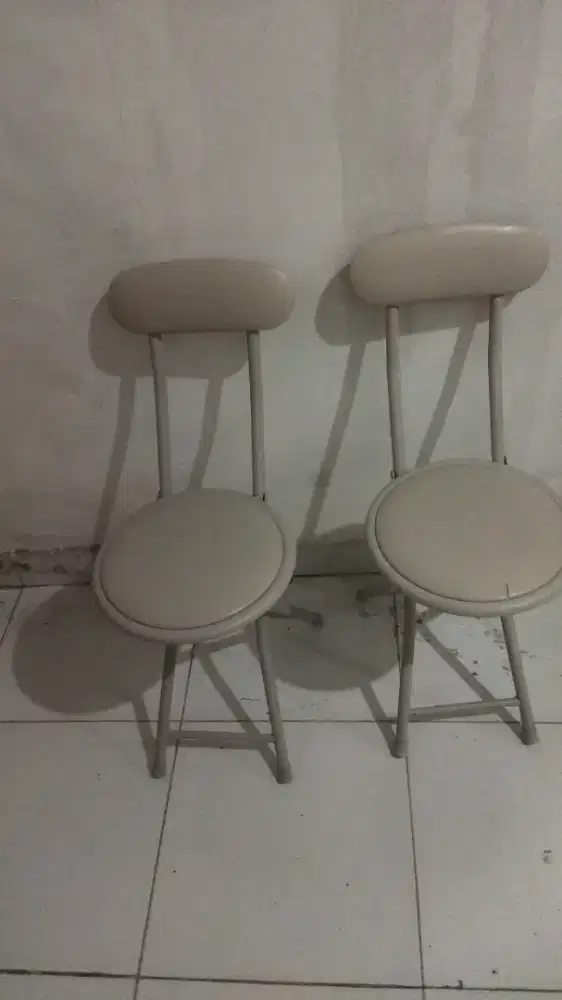 Kursi lipat informa furniture 2, br 5 hari, msh spt baru