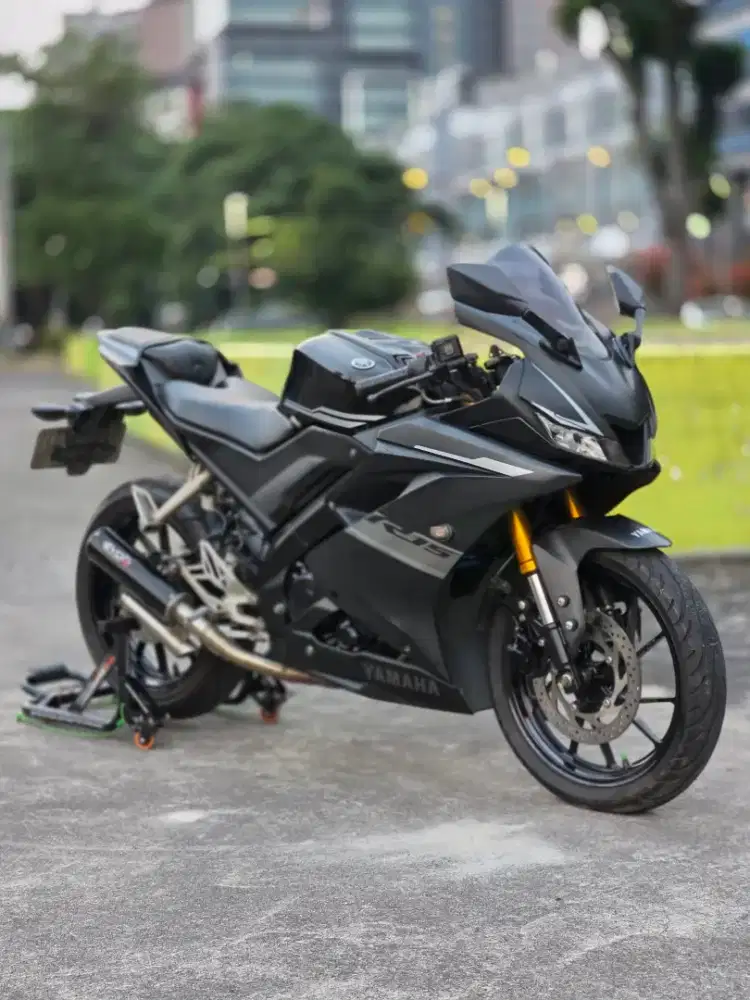 Yamaha R15 V3 Black