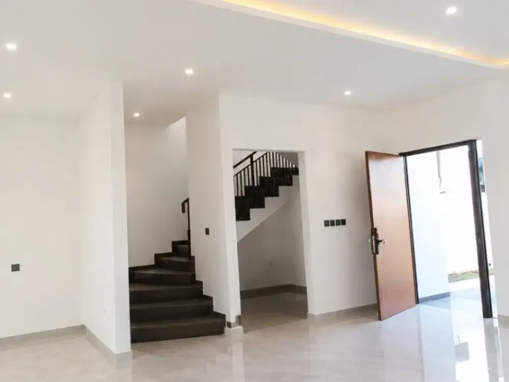 Dijual Rumah Baru 2 Lantai Siap Huni Minimalis Lokasi di Komplek Setraduta Bandung