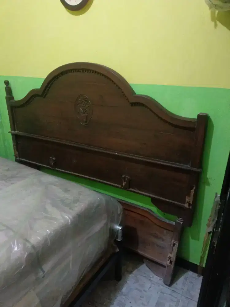 Dipan kayu jati 180x200