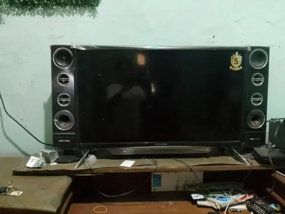 TV LED POLYTRON 32 INCH+STB