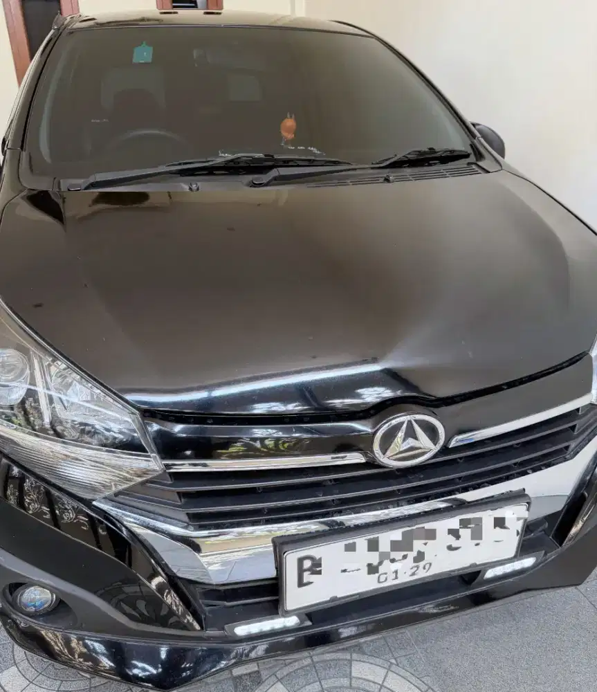Ayla 1.2 R matic tahun 2019 km rendah