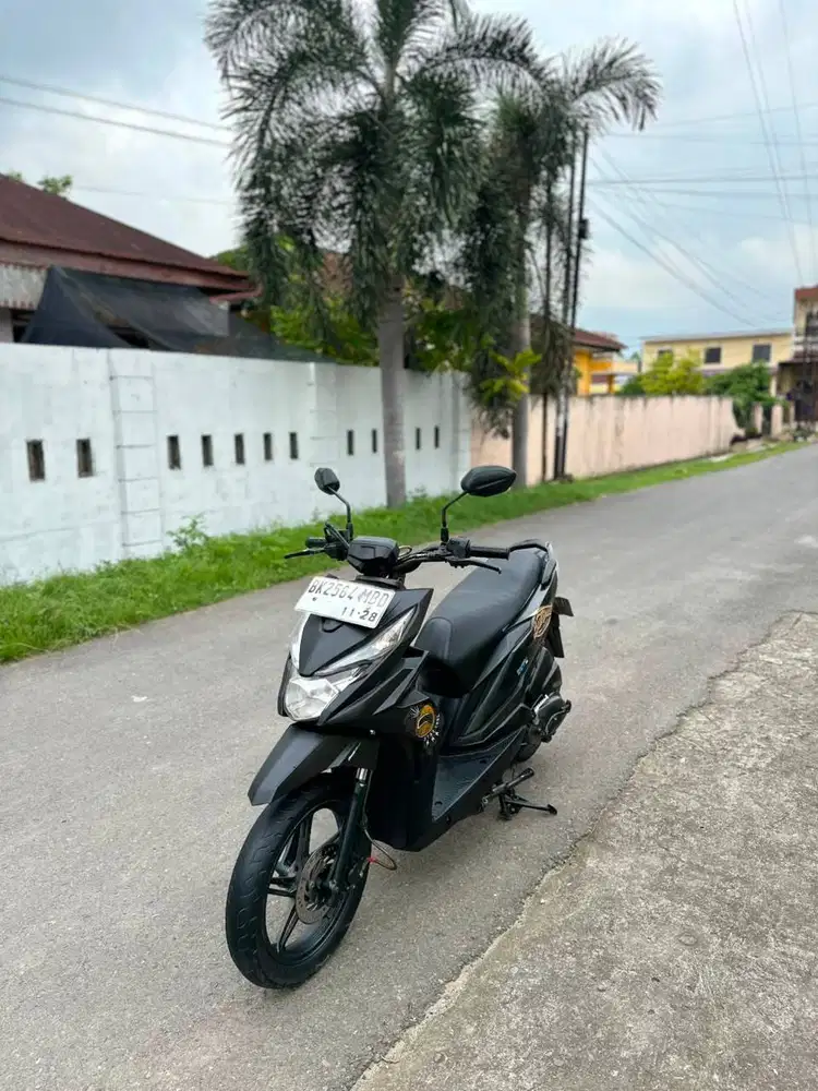 Honda Beat street Tahun 2018
