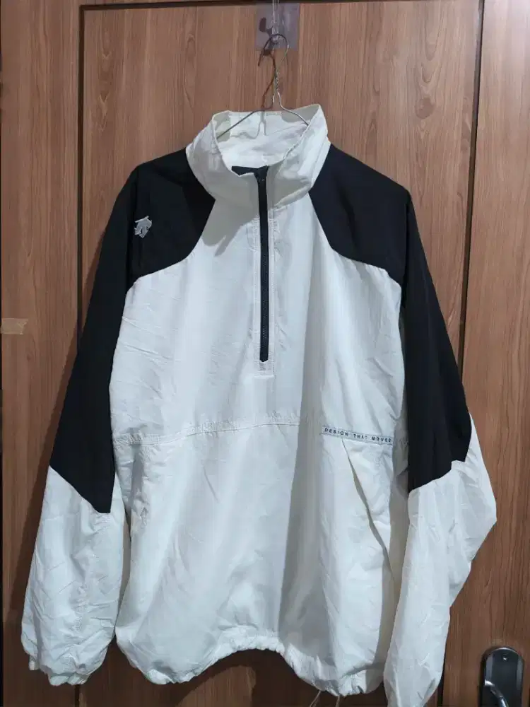 Jaket running, jaket gunung, jaket casual Descente