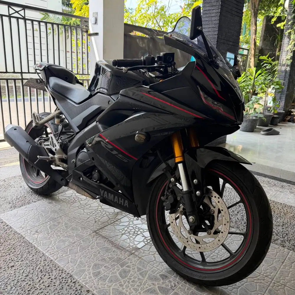Yamaha R15 2019