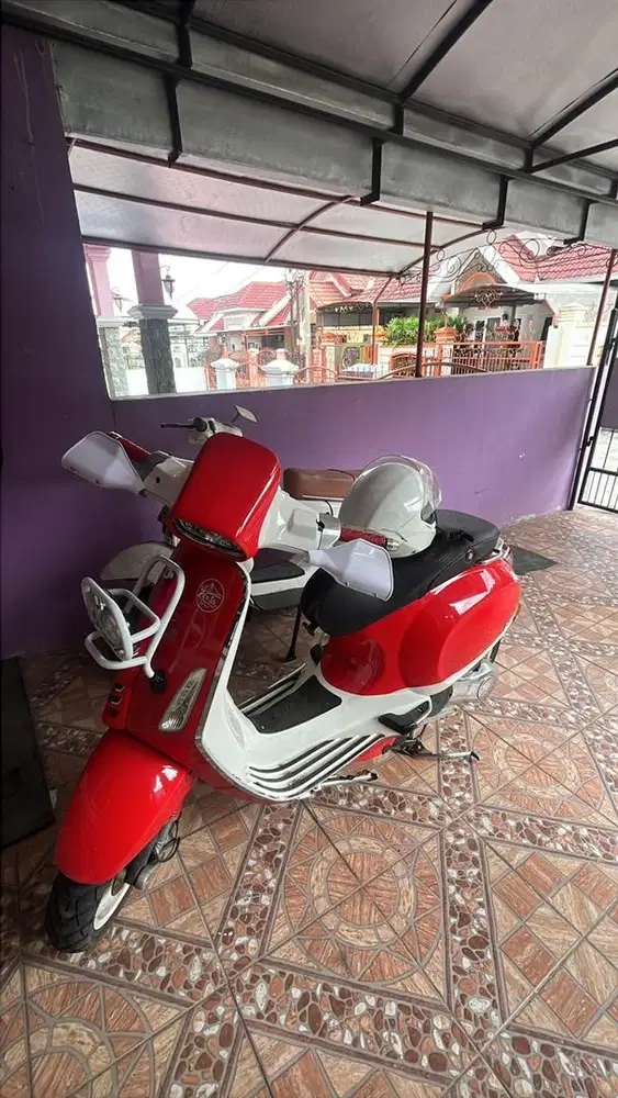 Jual cepat (Vespa Sprint 3v 2016)