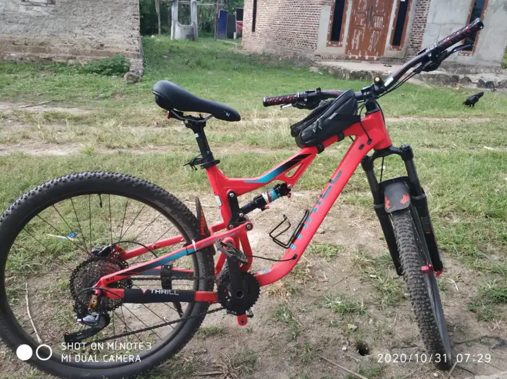 Thrill ricochet t120 27.5 full sus