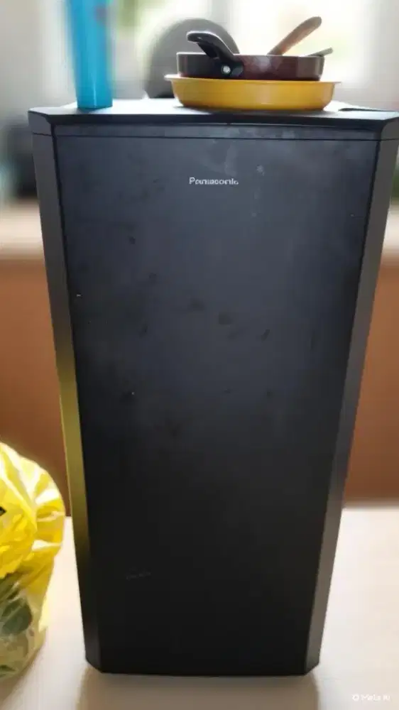 Kulkas Panasonic