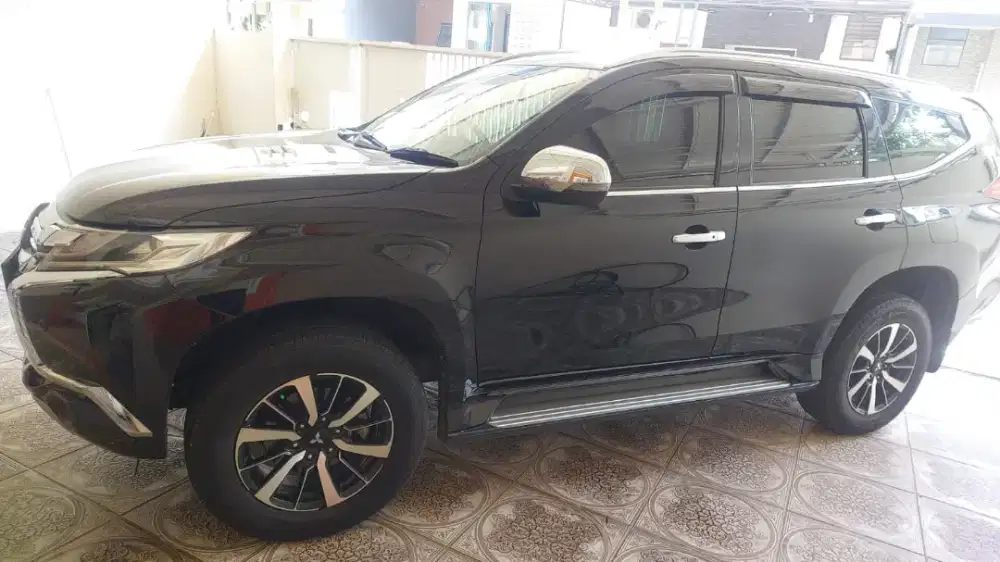 Mitsubishi Pajero Dakar Sport
