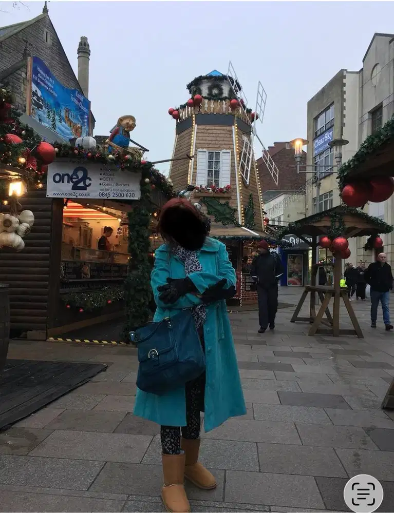 Coat biru tosca