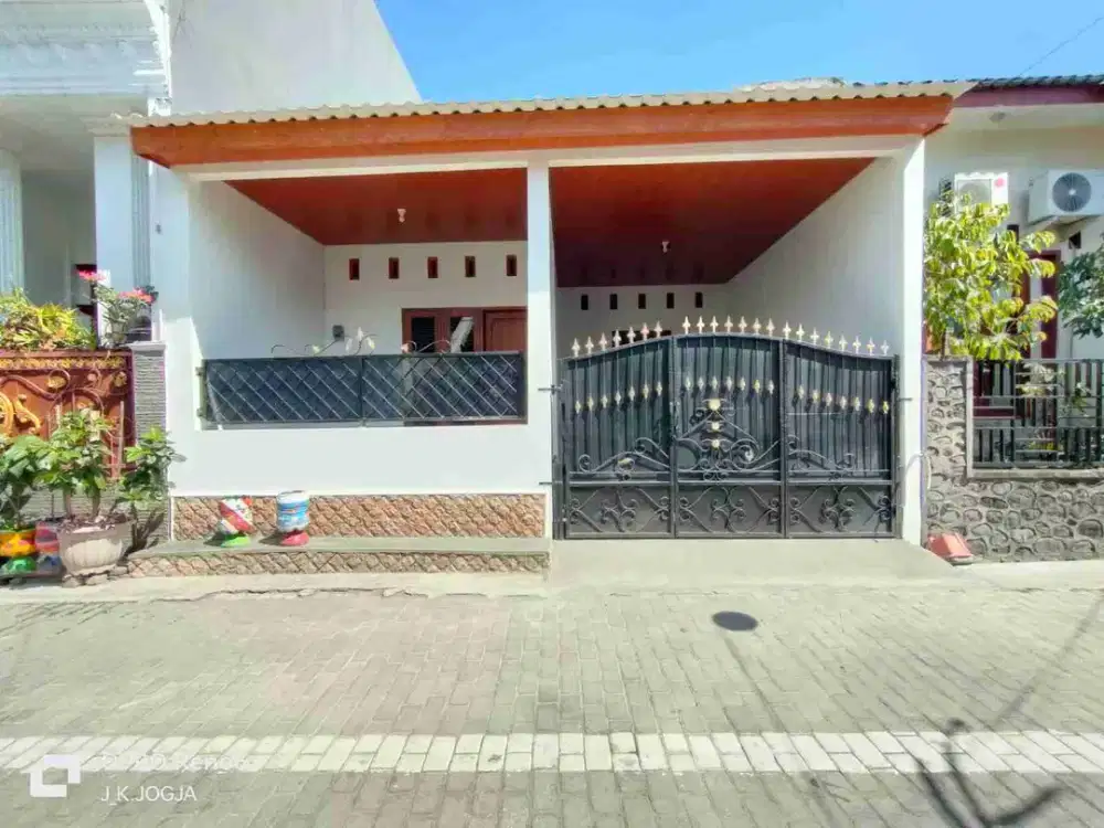 disewakan rumah minimalis bangunan baru di dekat pasar stan dan sekolah budi mulia