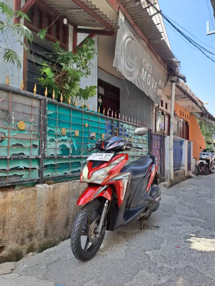 Vario 125 Tahun 2012