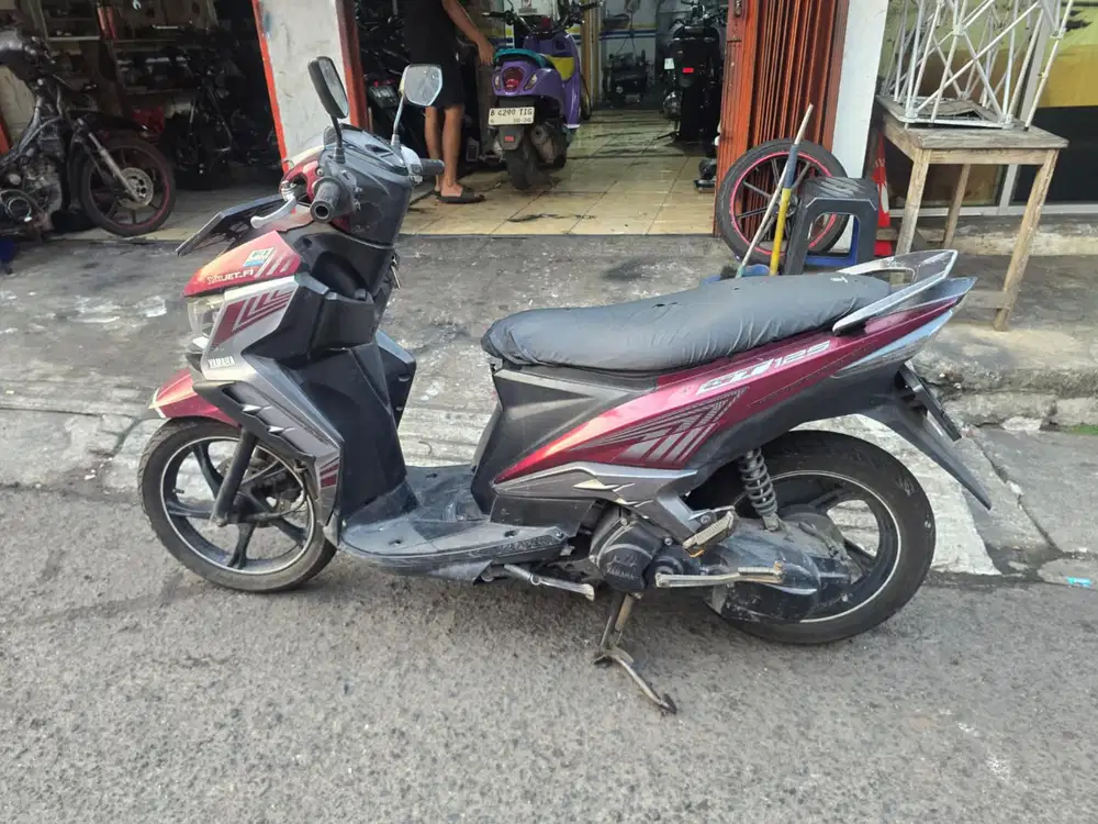 DIJUAL CASH YAMAHA XEON GT 125 FI THN 2014 PJK PULES SIAP PAKAI