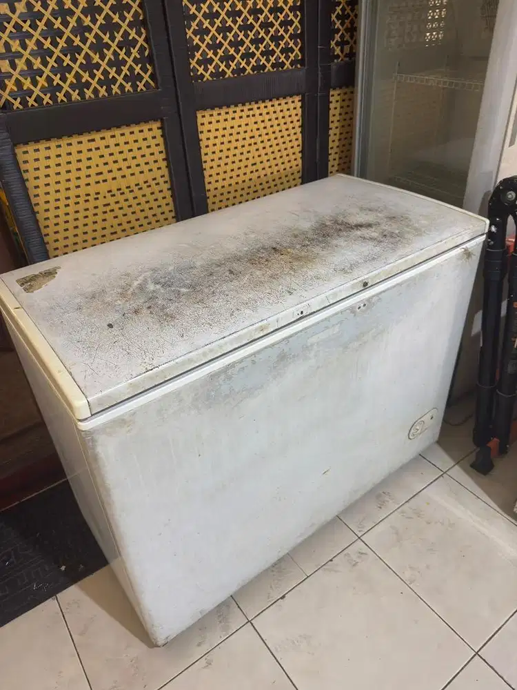 Dijual Freezer Kulkas