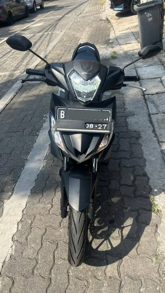 DIJUAL SUPRA GTR 150 TAHUN 2017 WARNA EXCLUSIVE GUN BLACK, KM RENDAH