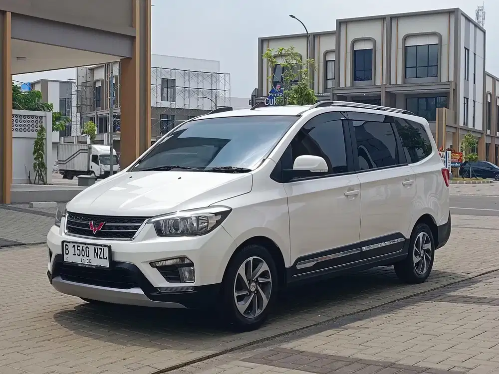 Wuling Confero 1.5 L Lux MT Manual 2020