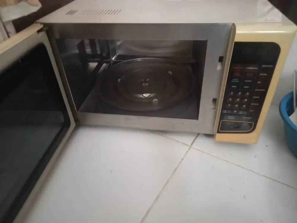 Microwave merk Cella