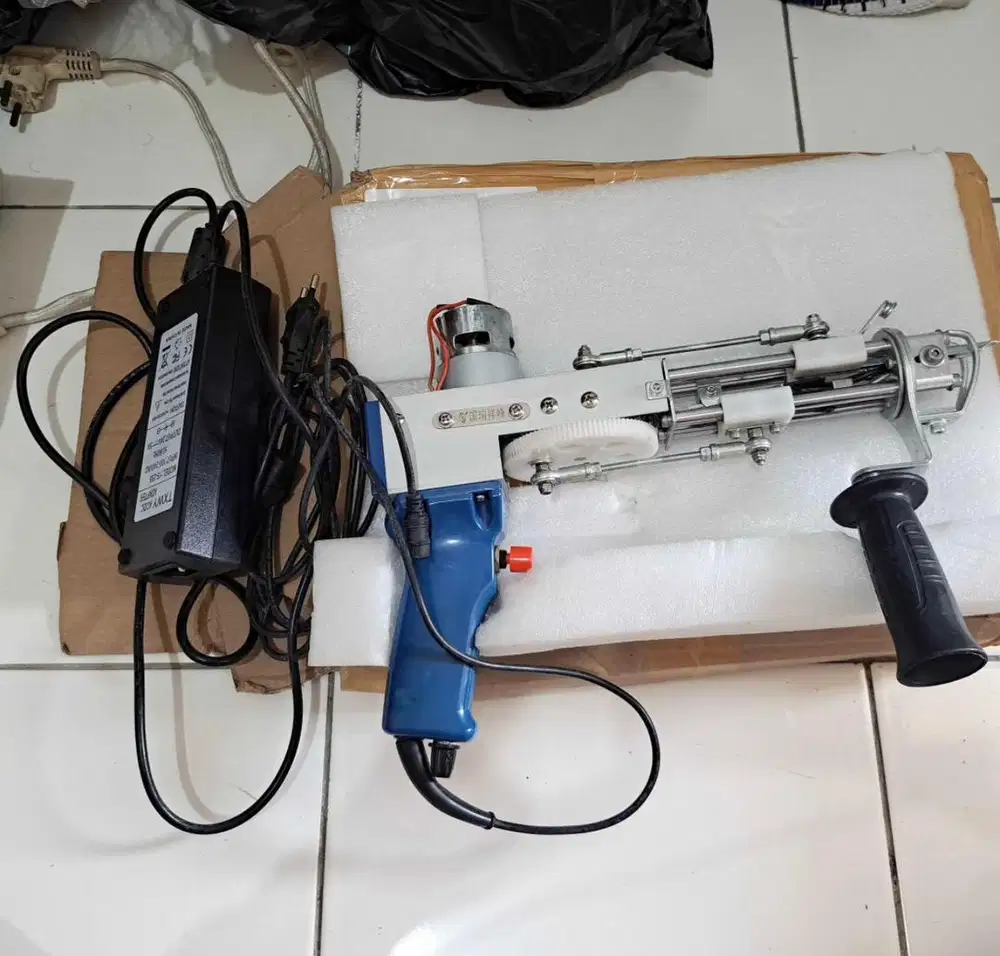 Tufting gun cod gas