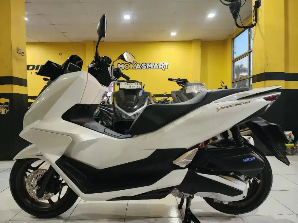 GASKEUN PCX 160 ABS BARANG MULUS KM LOW