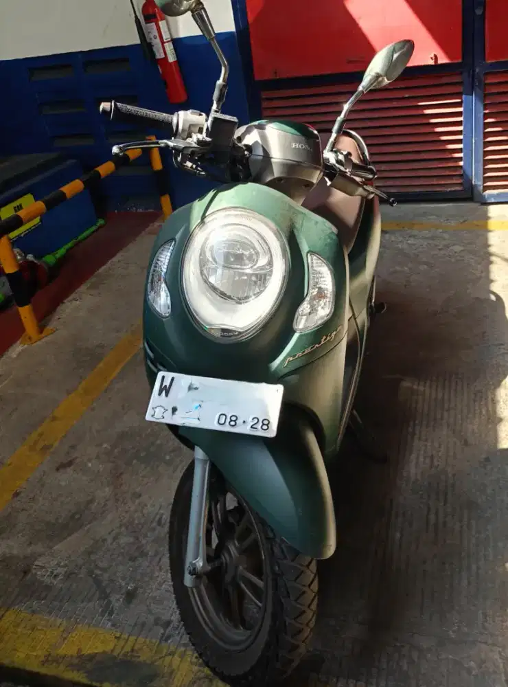 Scoopy hijau 2023 bulan agustus