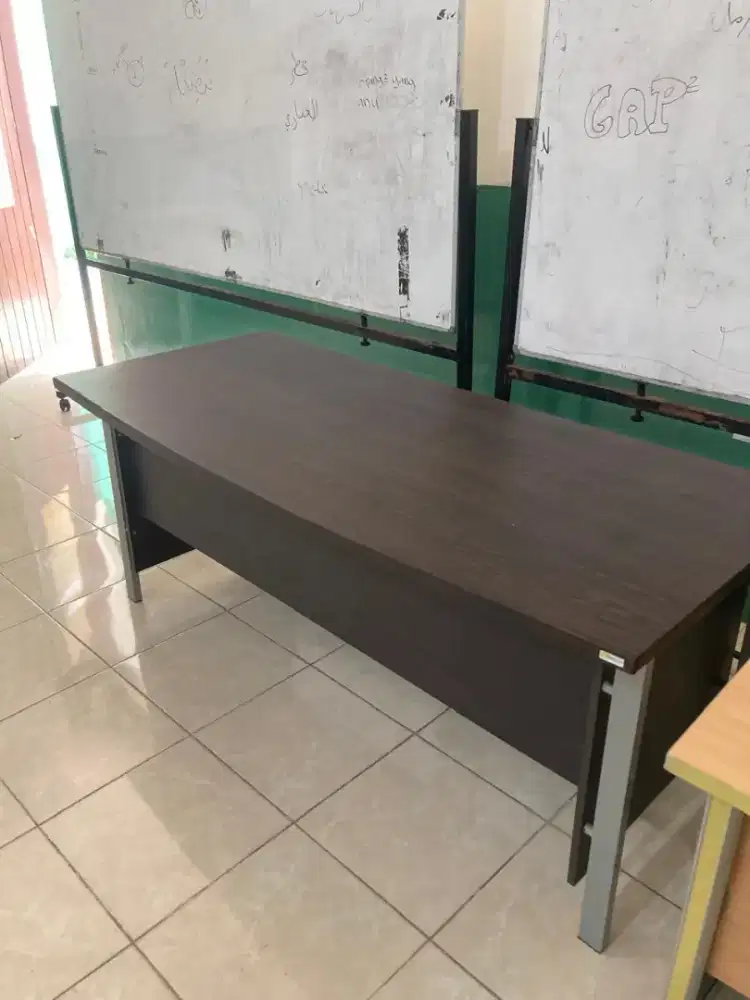 Meja Kerja Kantor 1.5metet