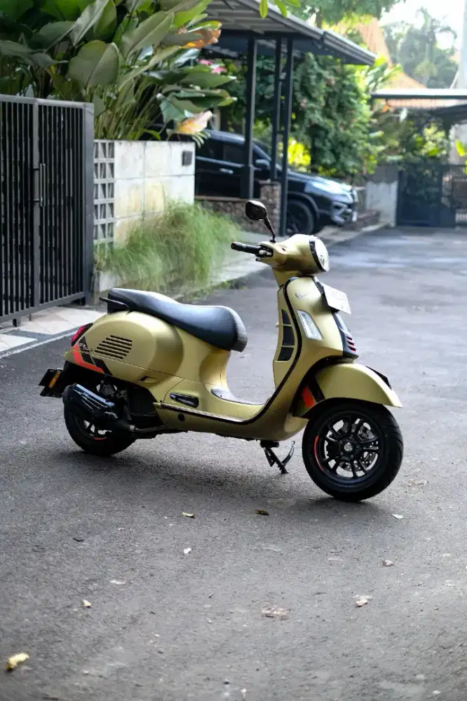 VESPA GTS SUPER SPORT 150 IGET ABS 2024 KEYLESS