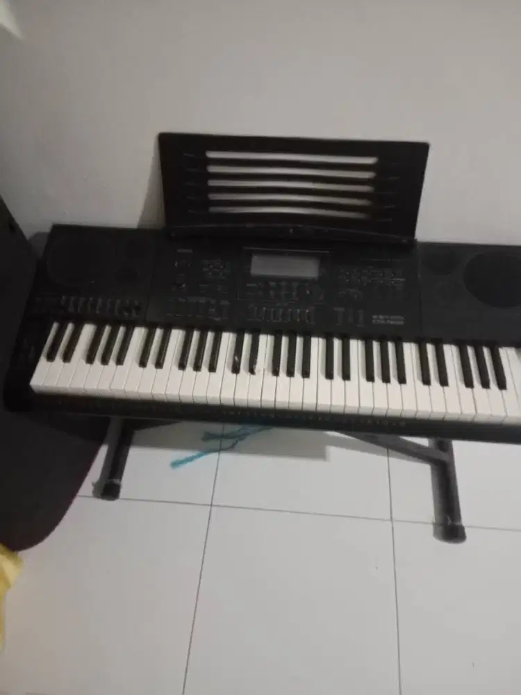 Alat Musik Keyboard CASIO