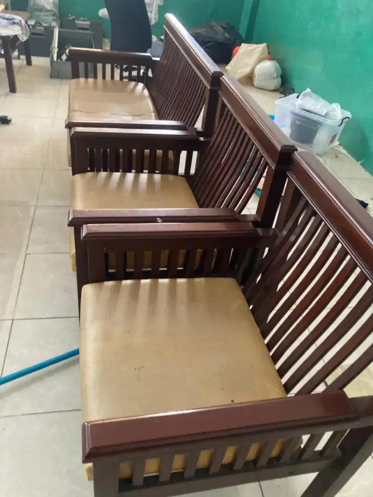 Kursi Sofa Kayu