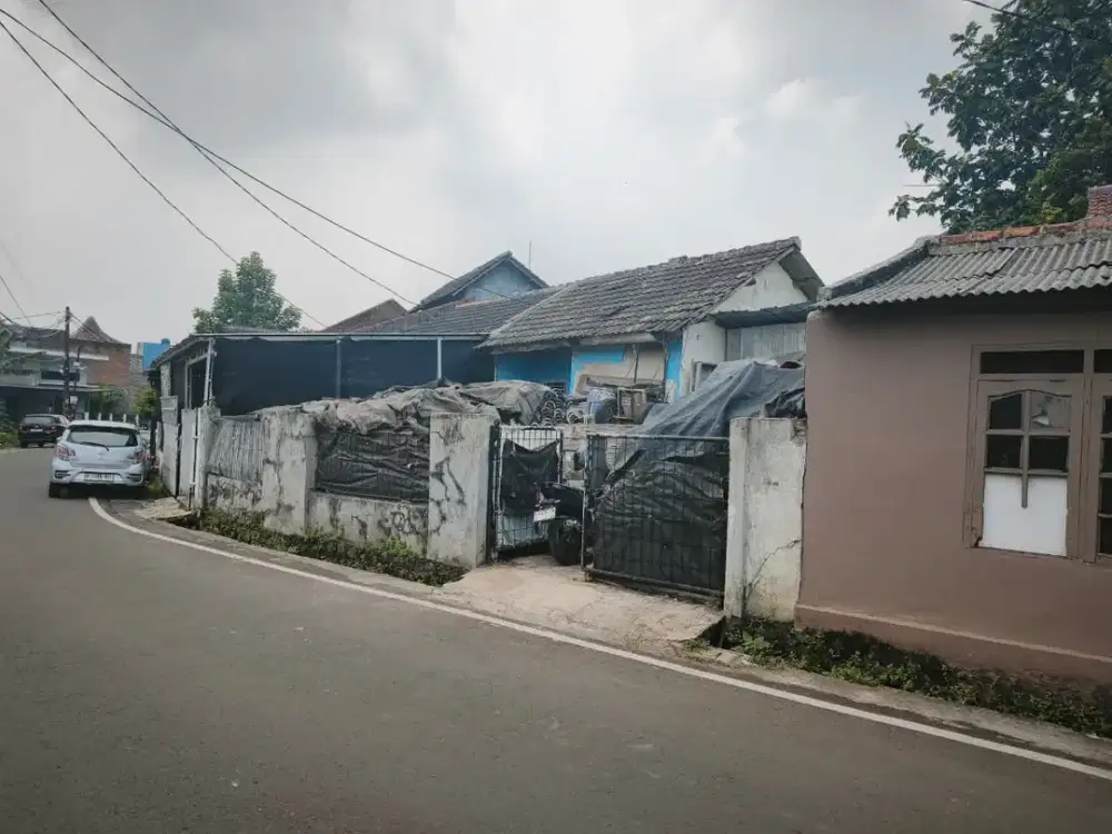 JUAL RUMAH HITUNG TANAH SAJA DI PERUMAHAN BUMI PUSPITEK ASRI