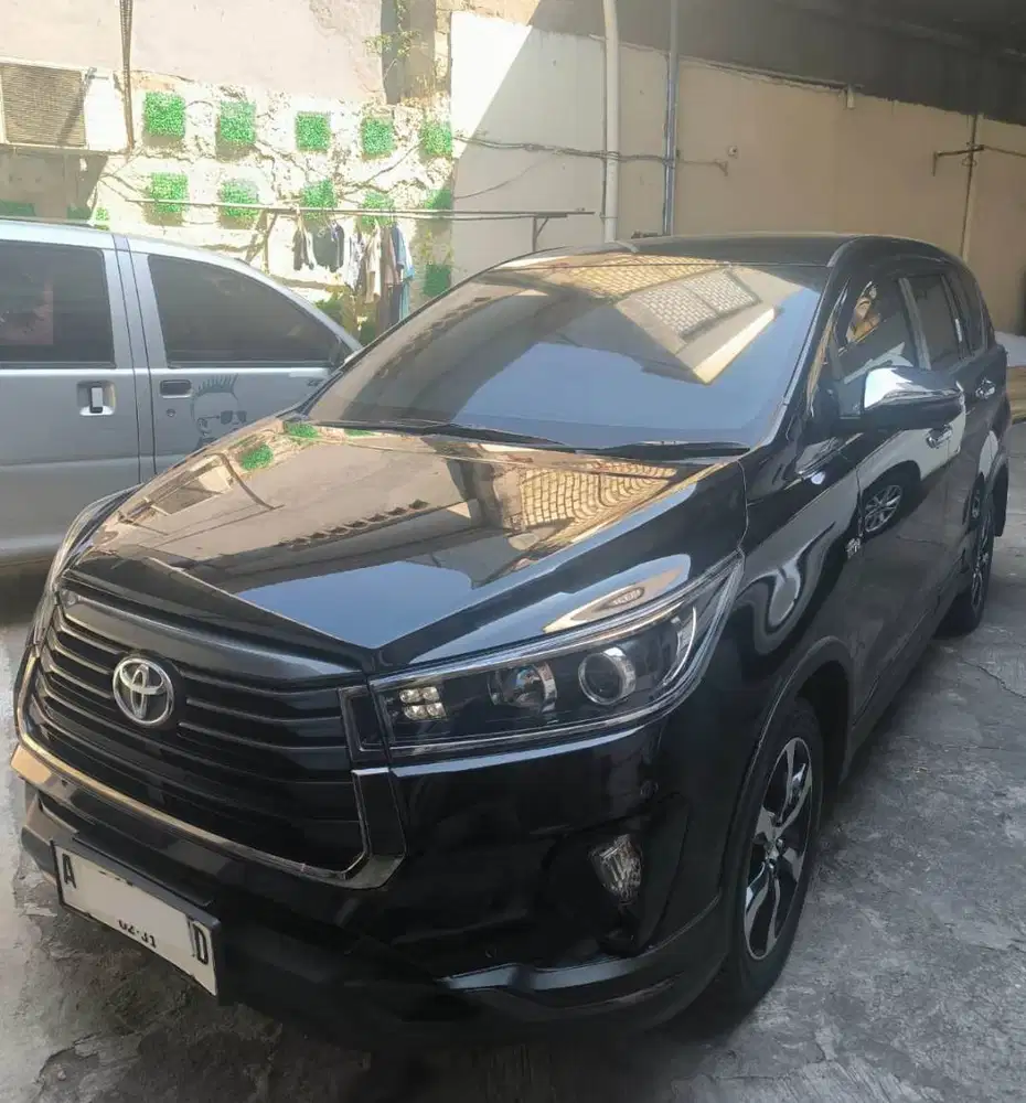 TOYOTA INNOVA VENTURER 2.0 AT 2021