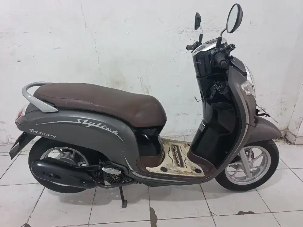 Jual beli scoopy th 2019 samping kompelik Andika hairi motor bjm