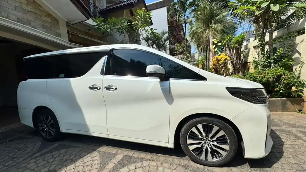Toyota Alphard 2022 Bensin