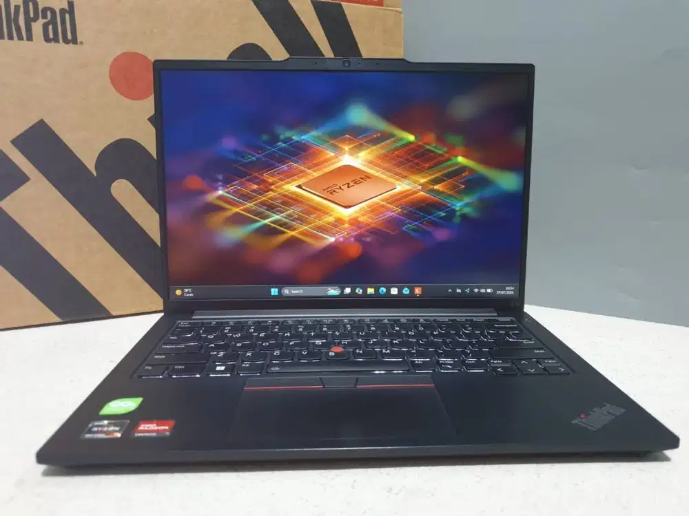 Thinkpad E14 Gen 5 Ryzen 7 7730U 16/512GB WUXGA Garansi Agustus 2027