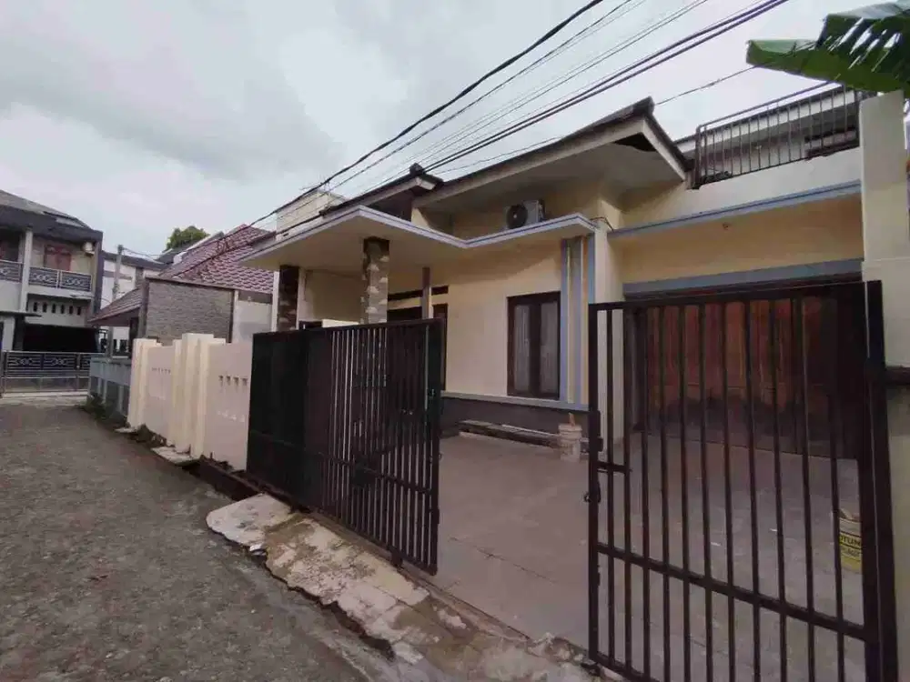 Rumah Rapih Siap Huni Lokasi Startegis LT 225 Di Cilangkap Jakarta Timur