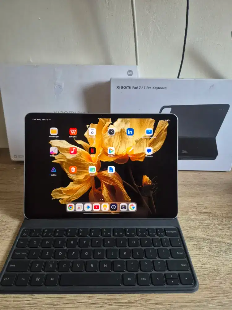 Xiaomi Pad 7 + Xiaomi Keyboard fullset garansi resmi