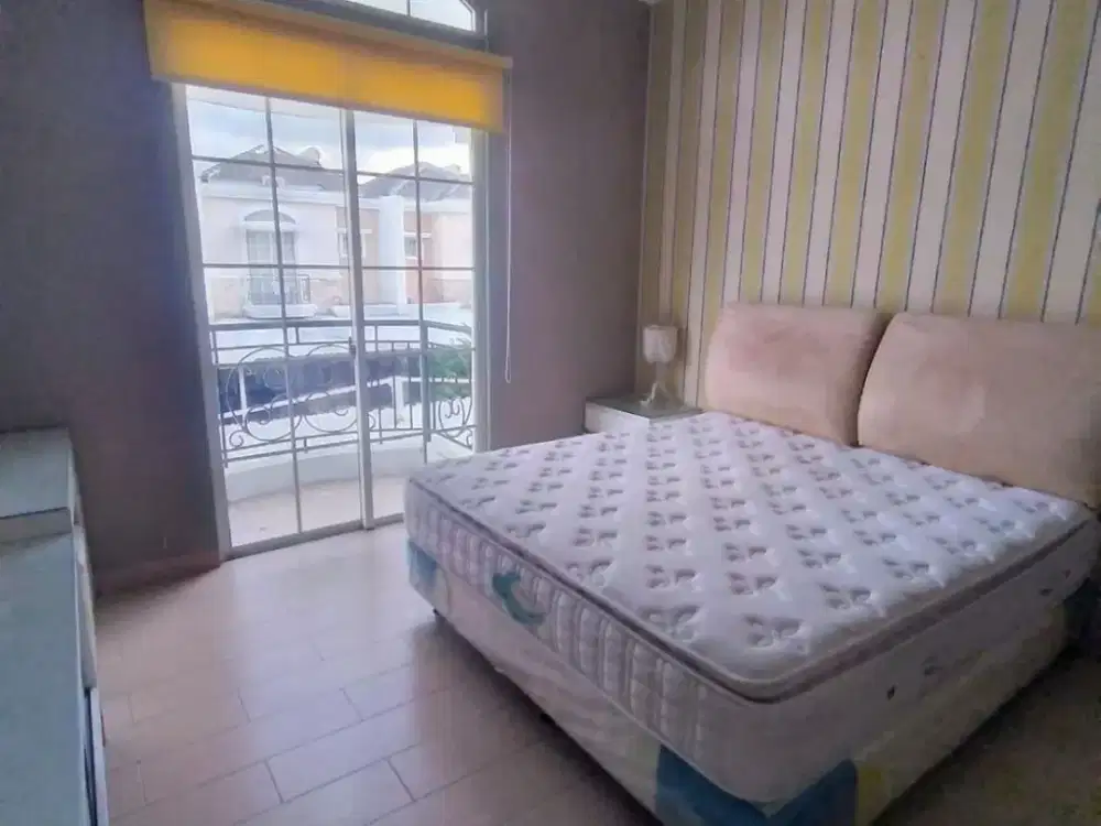 Rumah Sewa Green Lake City, West Europe uk 6x15, Full Furnished,