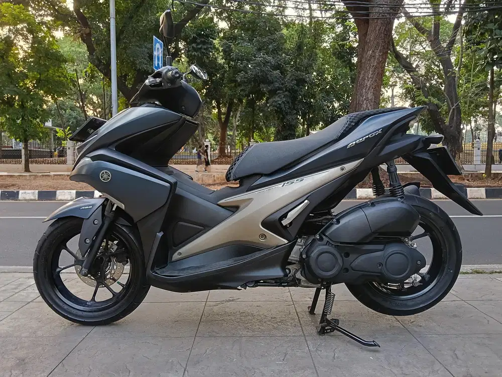 DIJUAL CASH YAMAHA AEROX S ABS THN 2017 PJK IDUP SIAP PAKAI