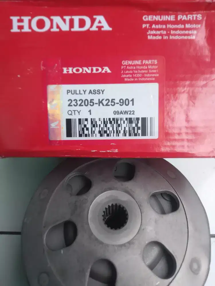 PULYY BELAKANG HONDA BEAT
