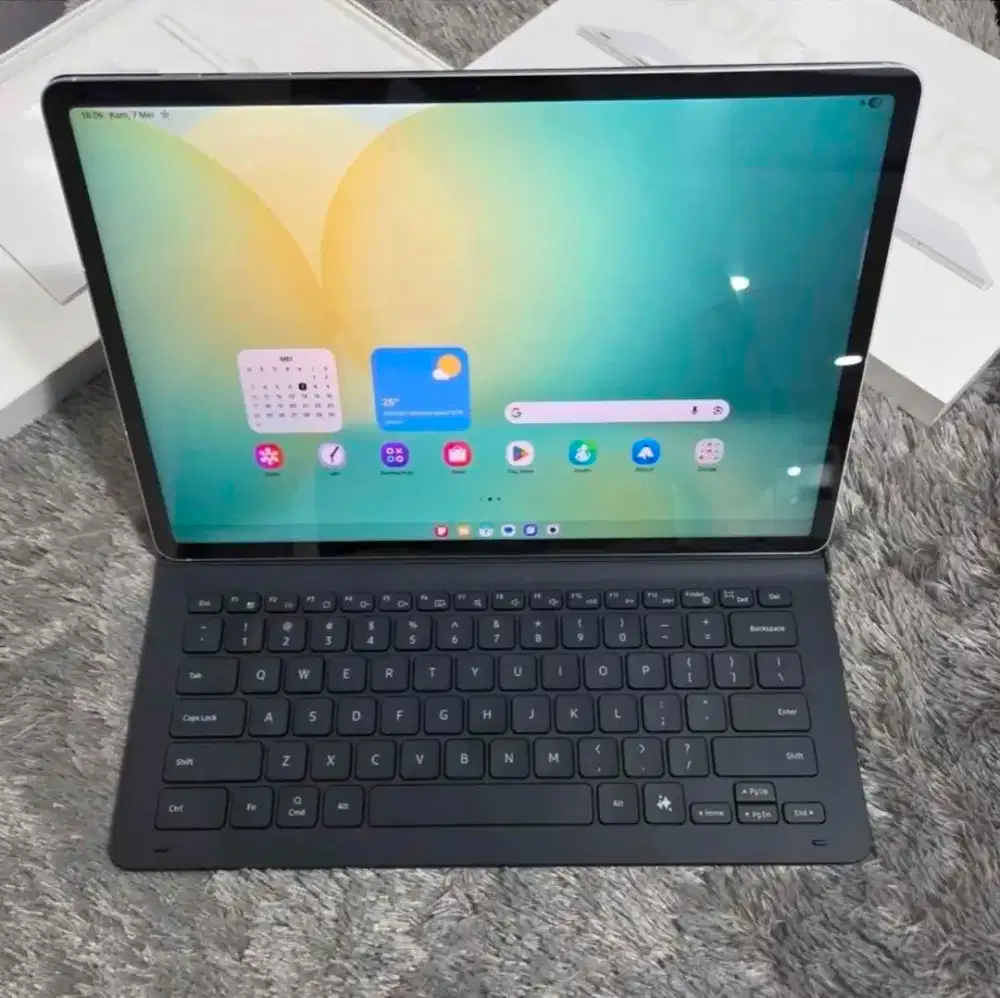 Samsung Galaxy Tab S10 FE PLUS 256Gb with cover keyboard