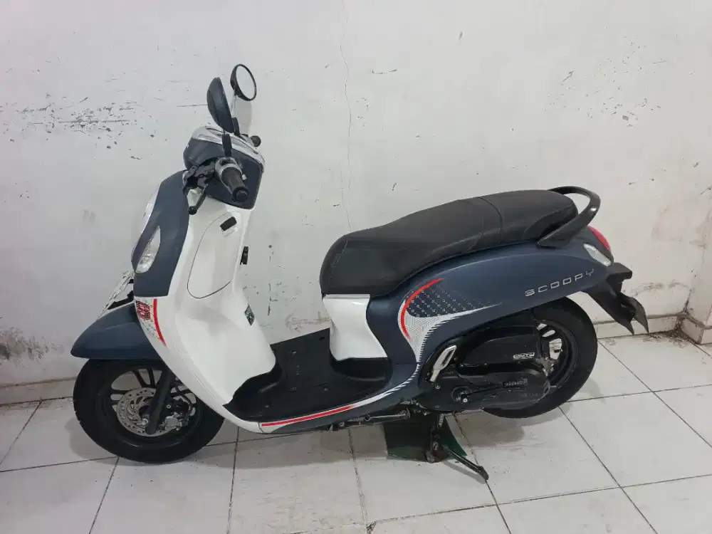 Jual beli scoopy th 2024 samping kompelik Andika hairi motor bjm